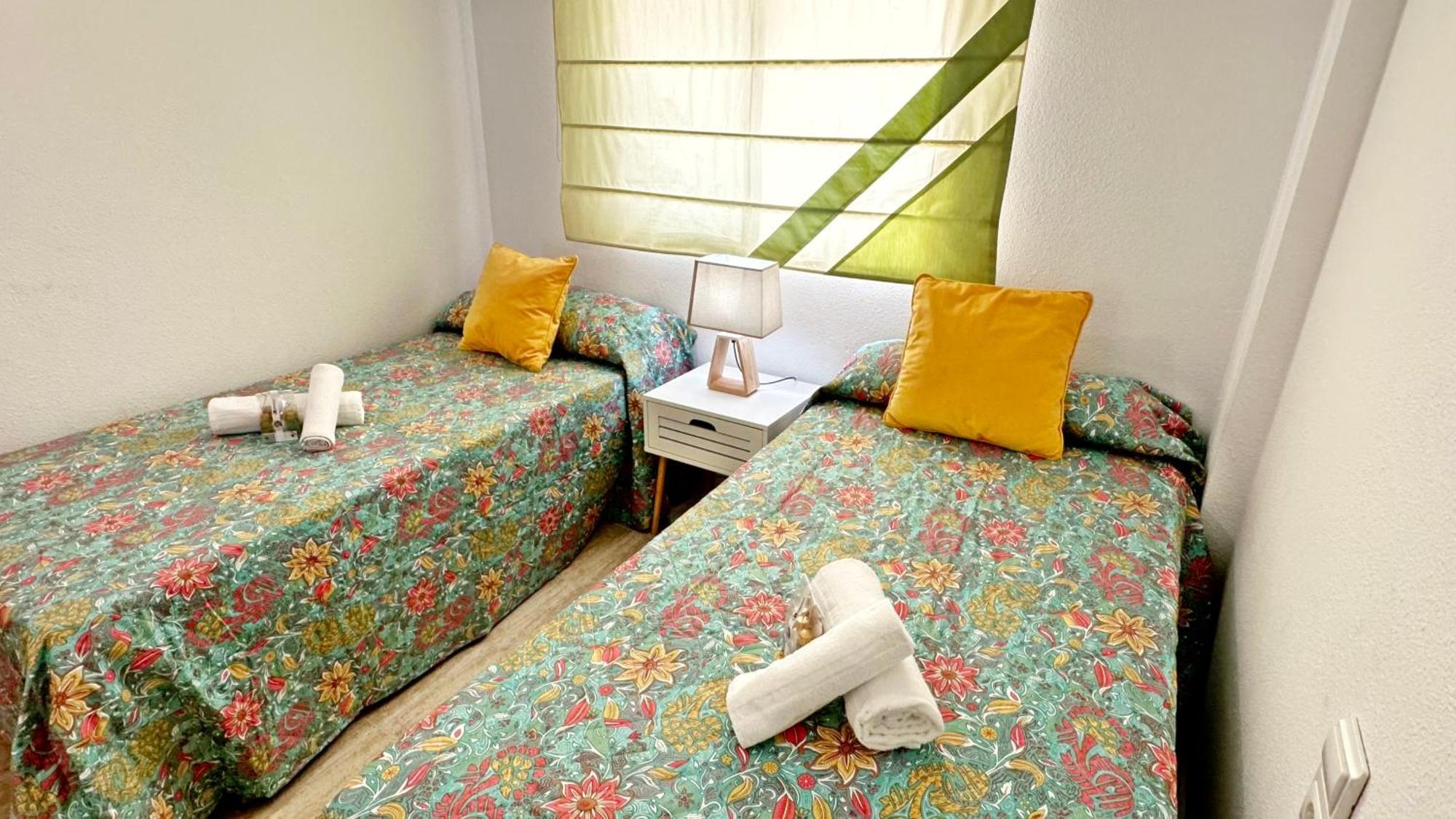 Apartamento SAN FERNANDO 40 - A 100 metros de la Playa Oliva Exterior foto